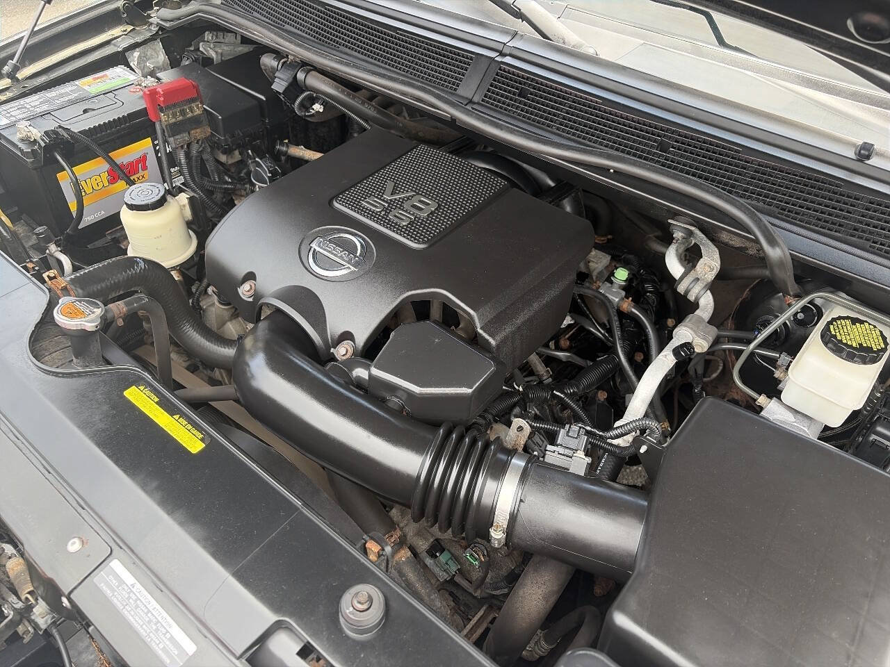 Used 2011 Nissan Titan PRO-4X AWD/4WD image 11