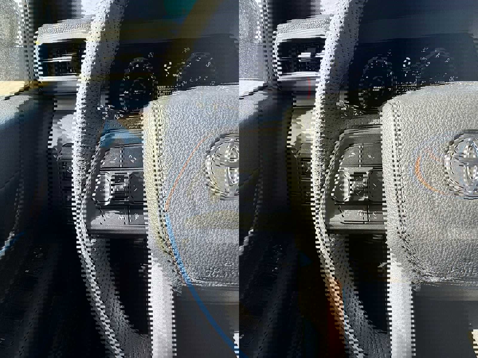 New 2025 Toyota Tacoma TRD Sport image 11