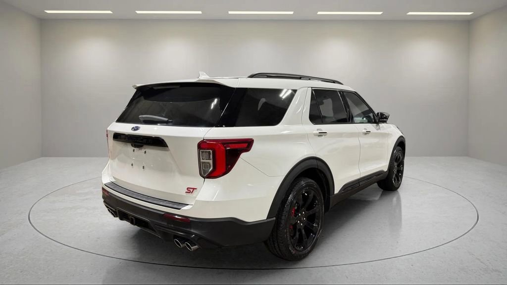 Used 2022 Ford Explorer ST w/ Equipment Group 401A image 3