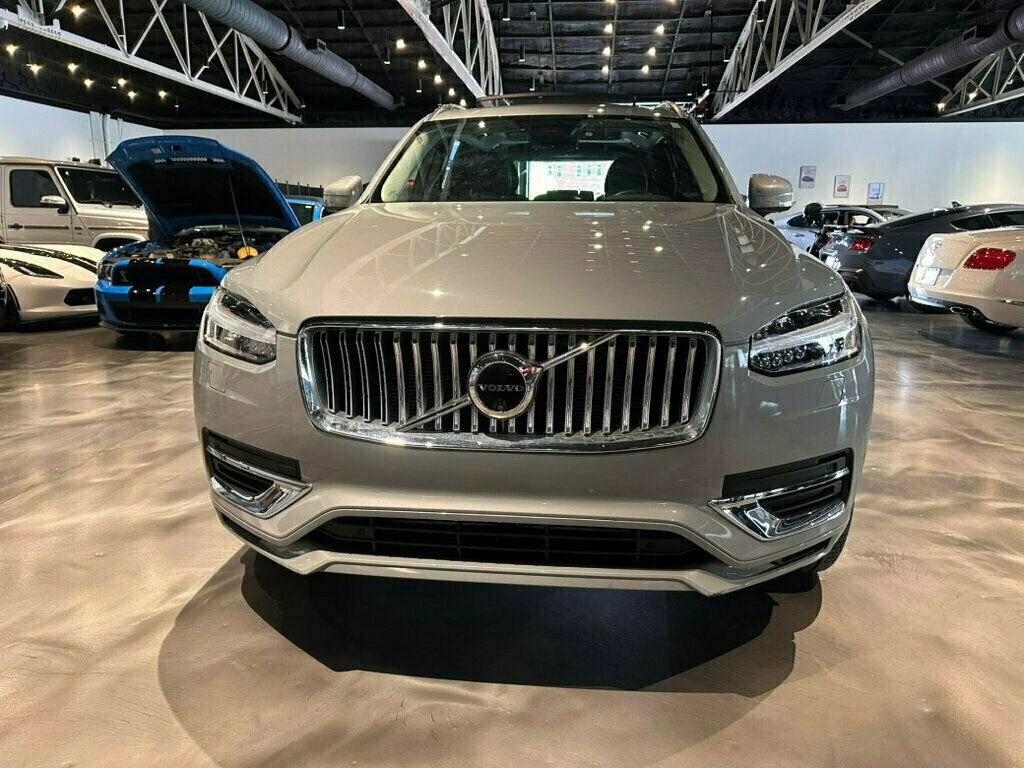 Used 2024 Volvo XC90 T8 Plus w/ Protection Package Premier image 5