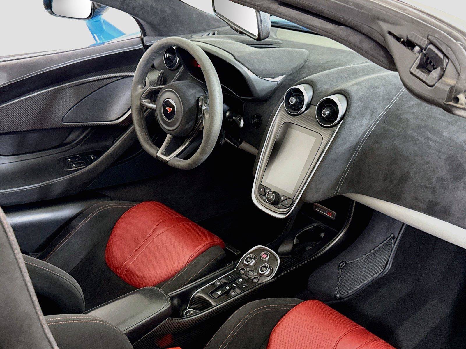 Used 2018 McLaren 570S Spider RWD image 24