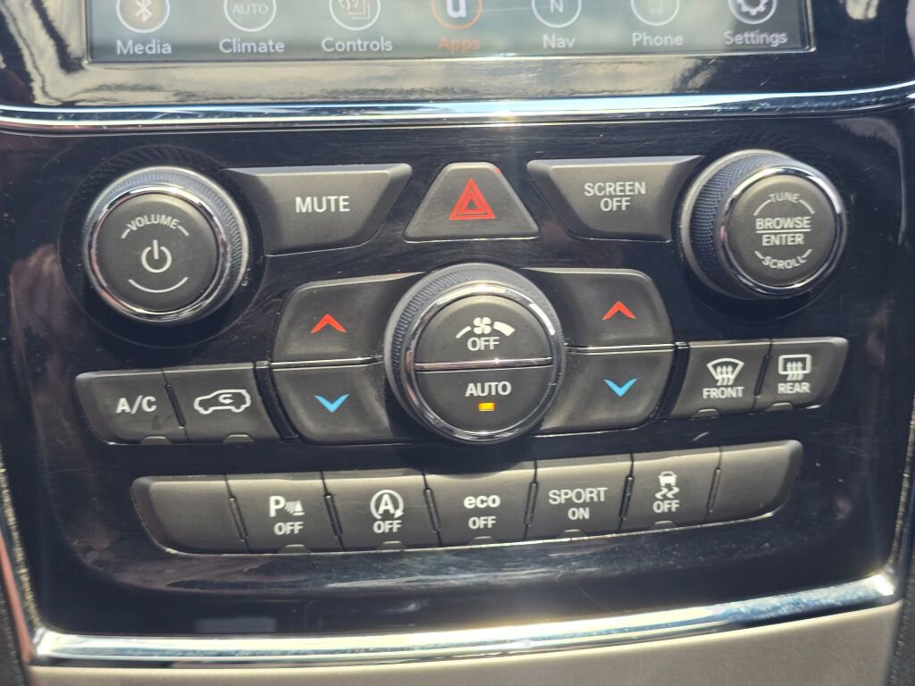 Used 2020 Jeep Grand Cherokee Overland image 42