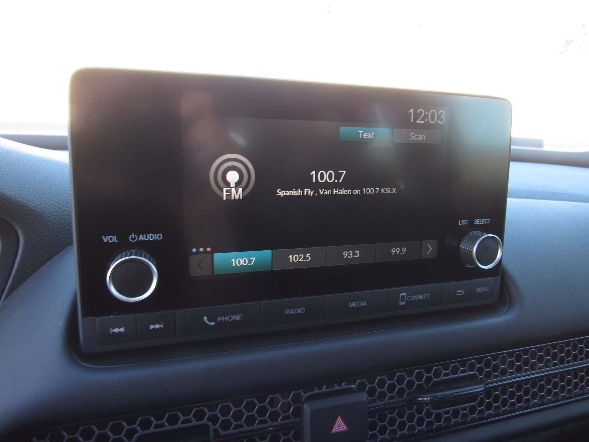 Used 2025 Honda HR-V Sport image 18