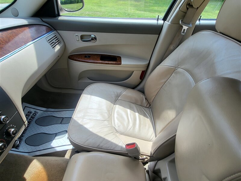 Used 2005 Buick LaCrosse CX FWD image 13