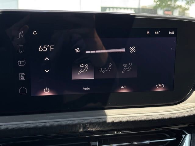 New 2026 Buick Envista Sport Touring FWD image 31