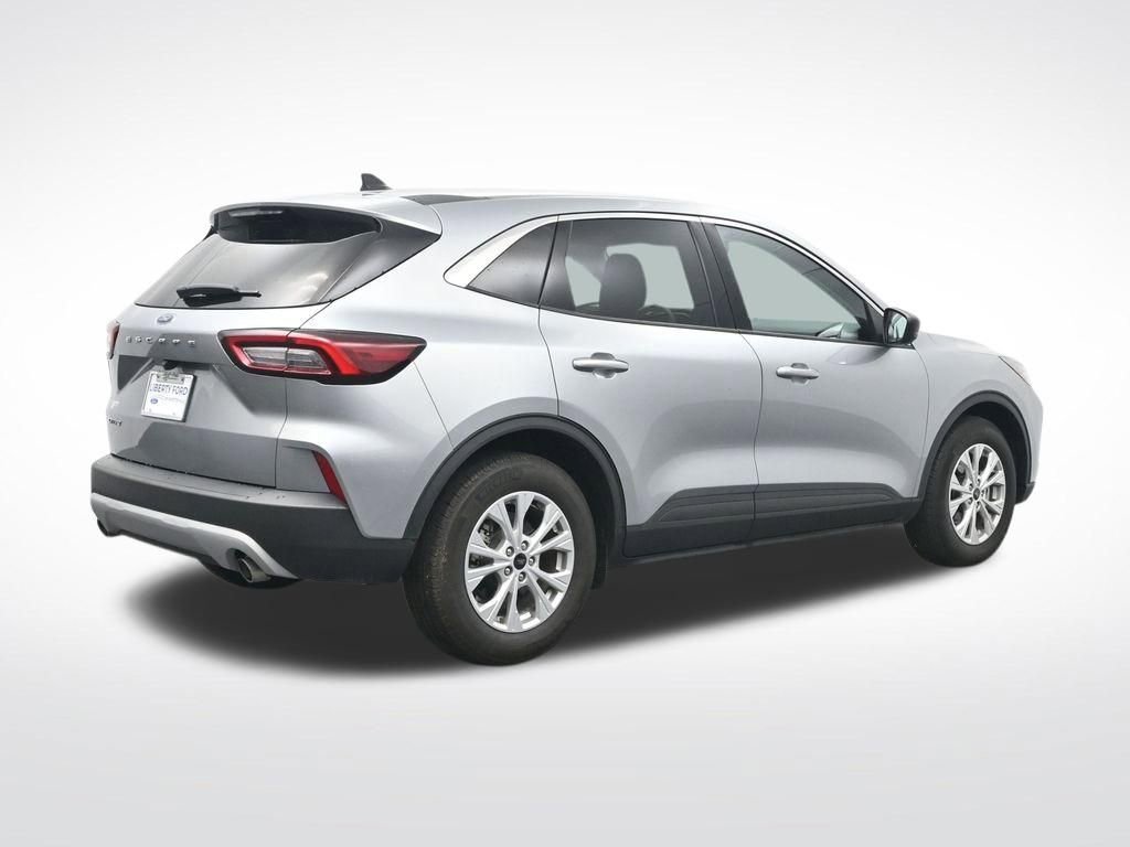Certified 2024 Ford Escape Active w/ Cold Weather Package FWD image 6