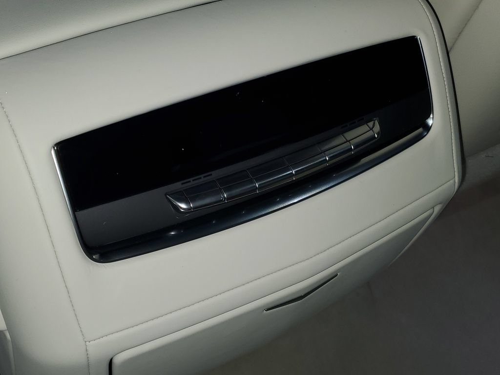 New 2026 Cadillac Escalade Platinum Luxury AWD/4WD image 13