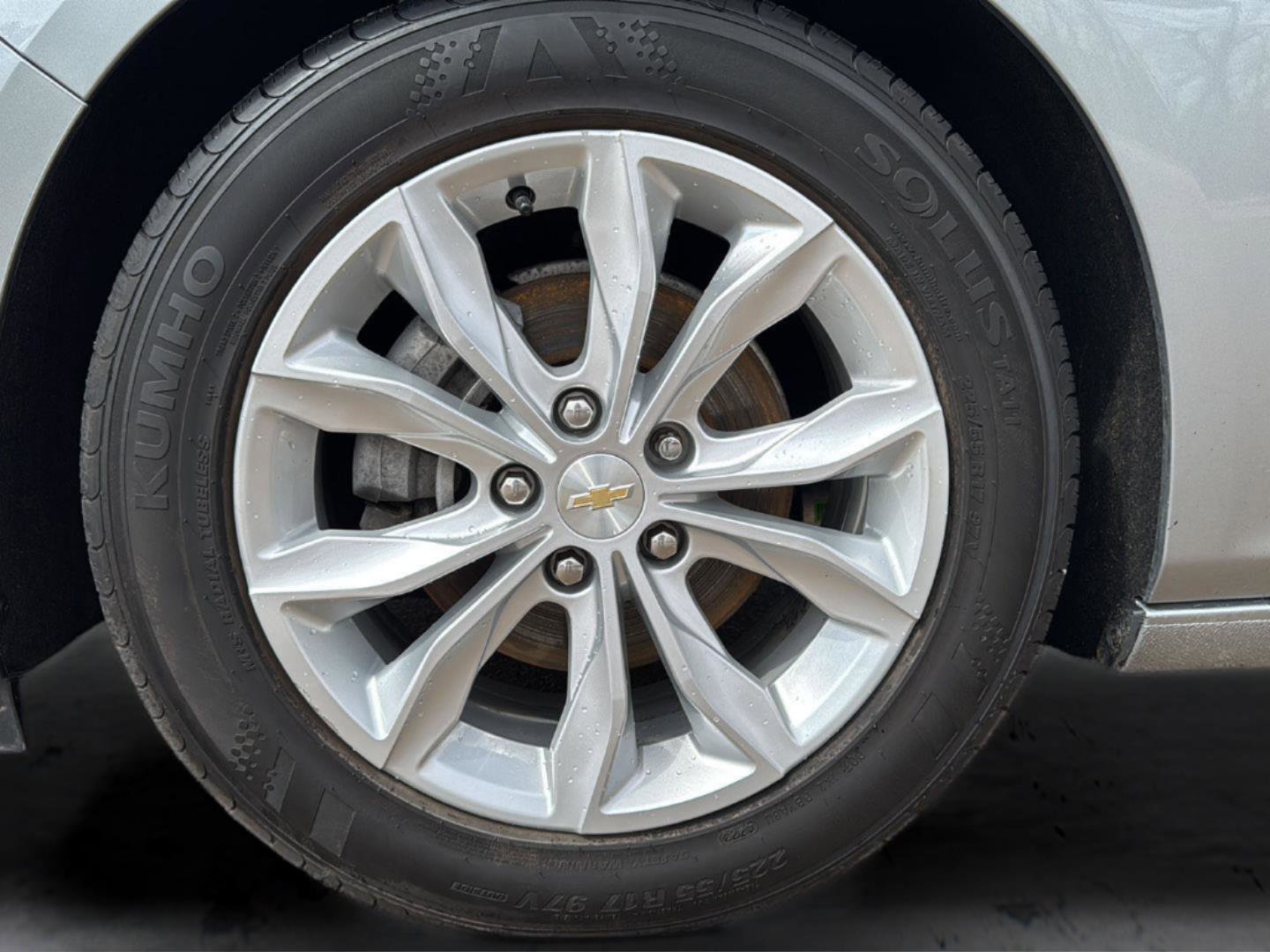 Used 2024 Chevrolet Malibu LT image 25