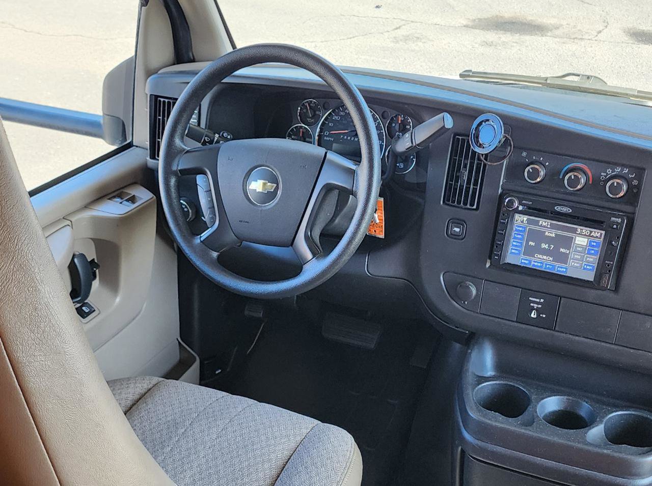 Used 2013 Chevrolet Express 4500 w/ RV Package RWD image 21