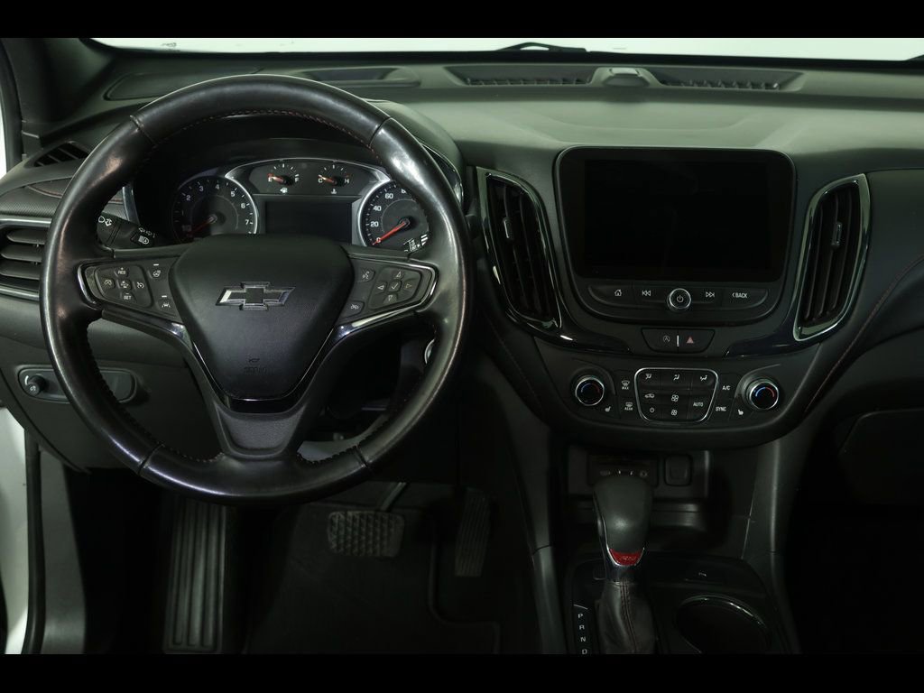 Used 2022 Chevrolet Equinox RS w/ Infotainment Package image 18