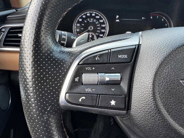 Used 2022 Genesis G70 2.0T w/ Prestige Package image 24