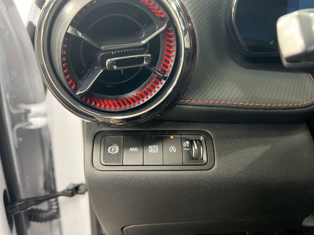 New 2027 Chevrolet Equinox RS AWD/4WD image 19