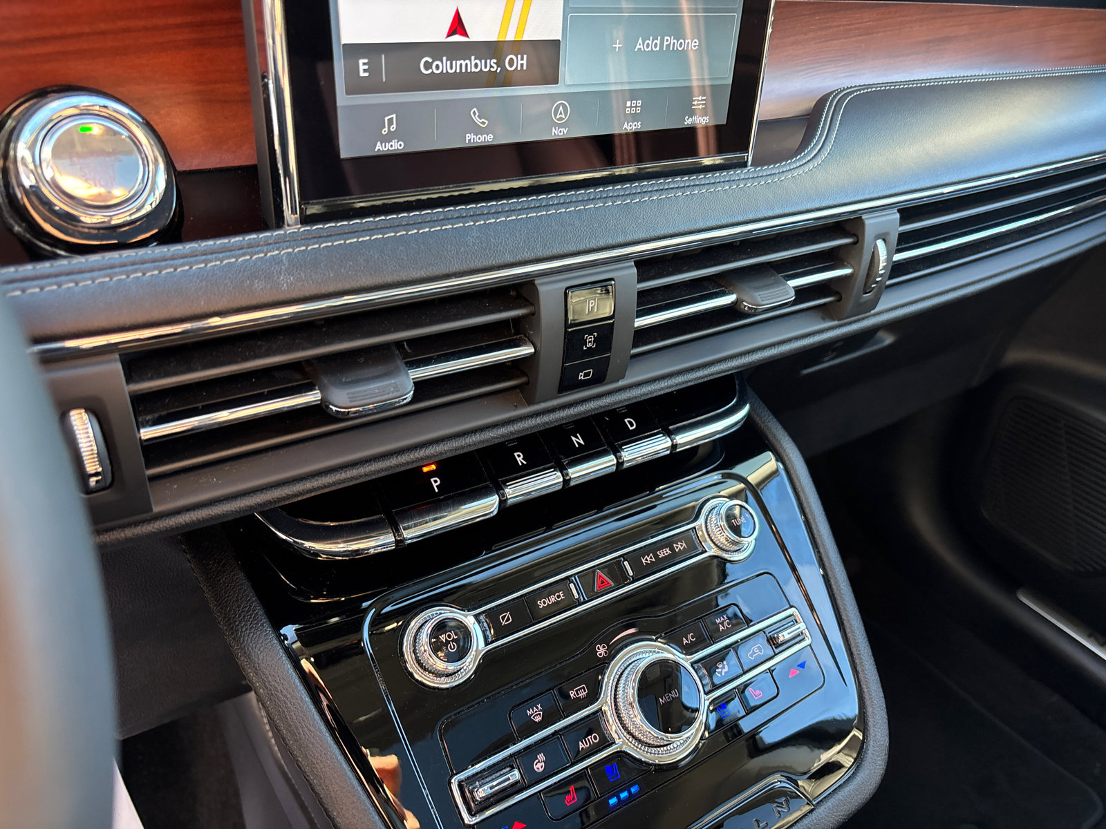 Certified 2022 Lincoln Corsair Reserve w/ Elements Package image 21