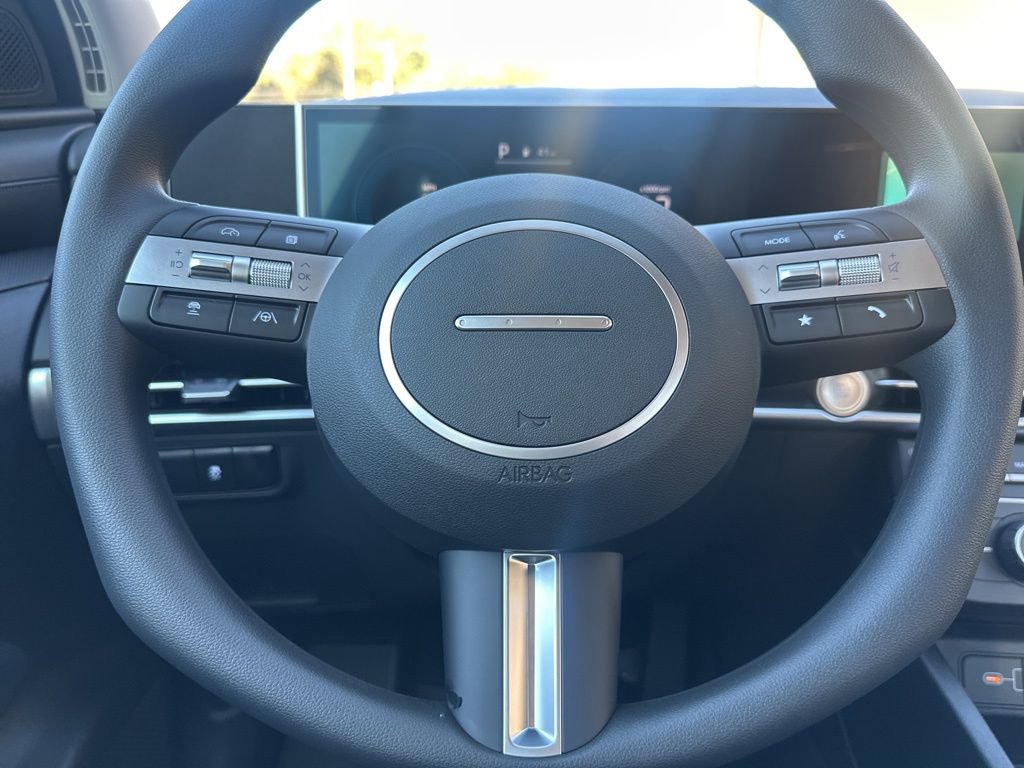 New 2026 Hyundai Tucson SE image 16