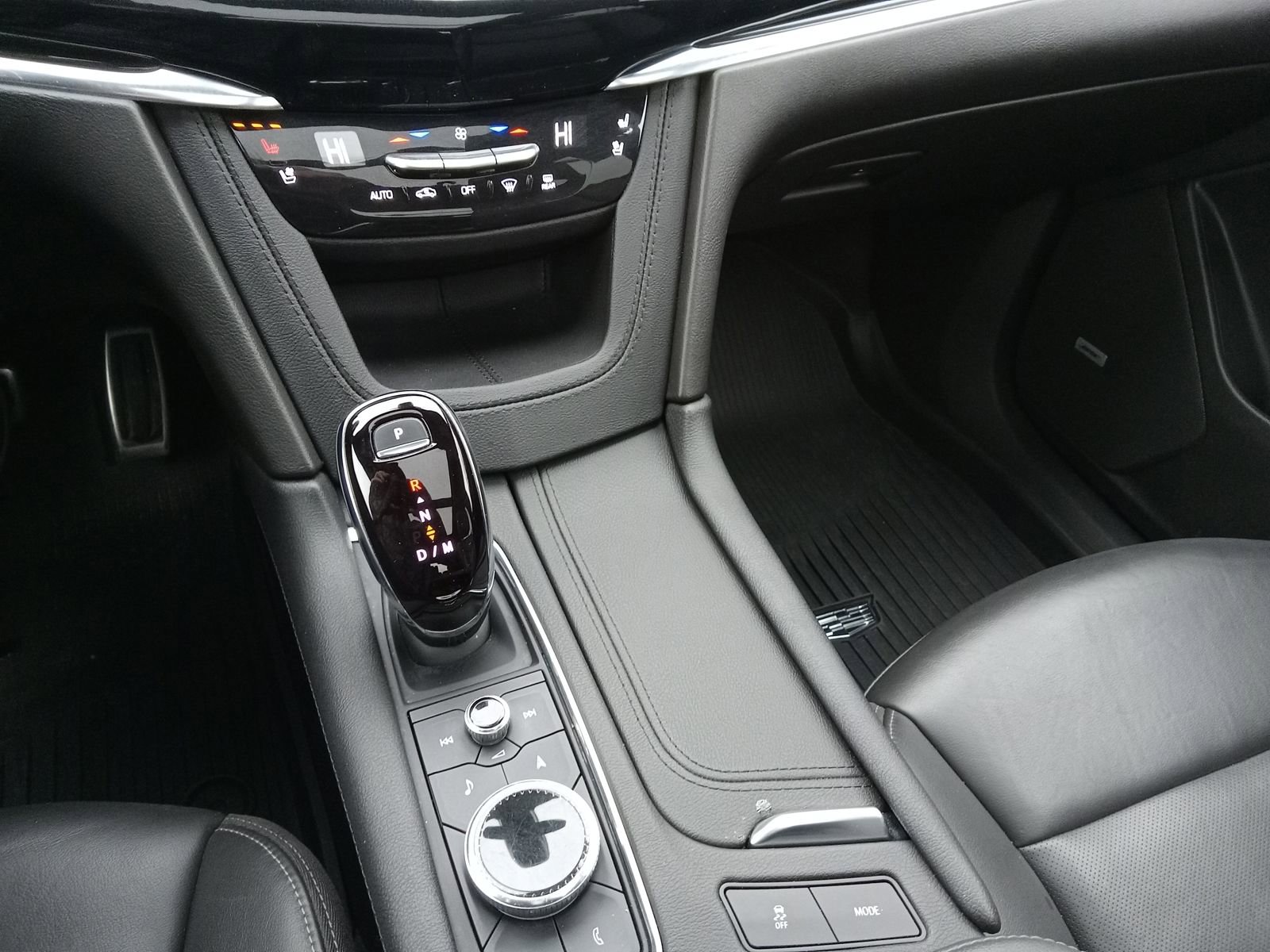 Certified 2023 Cadillac XT6 Sport image 19