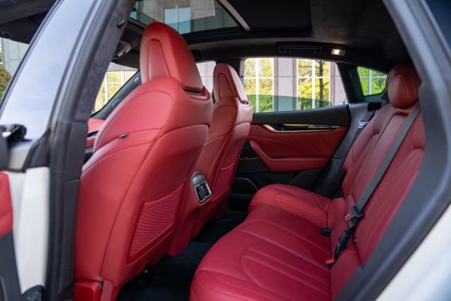 Used 2022 Maserati Levante Modena image 49