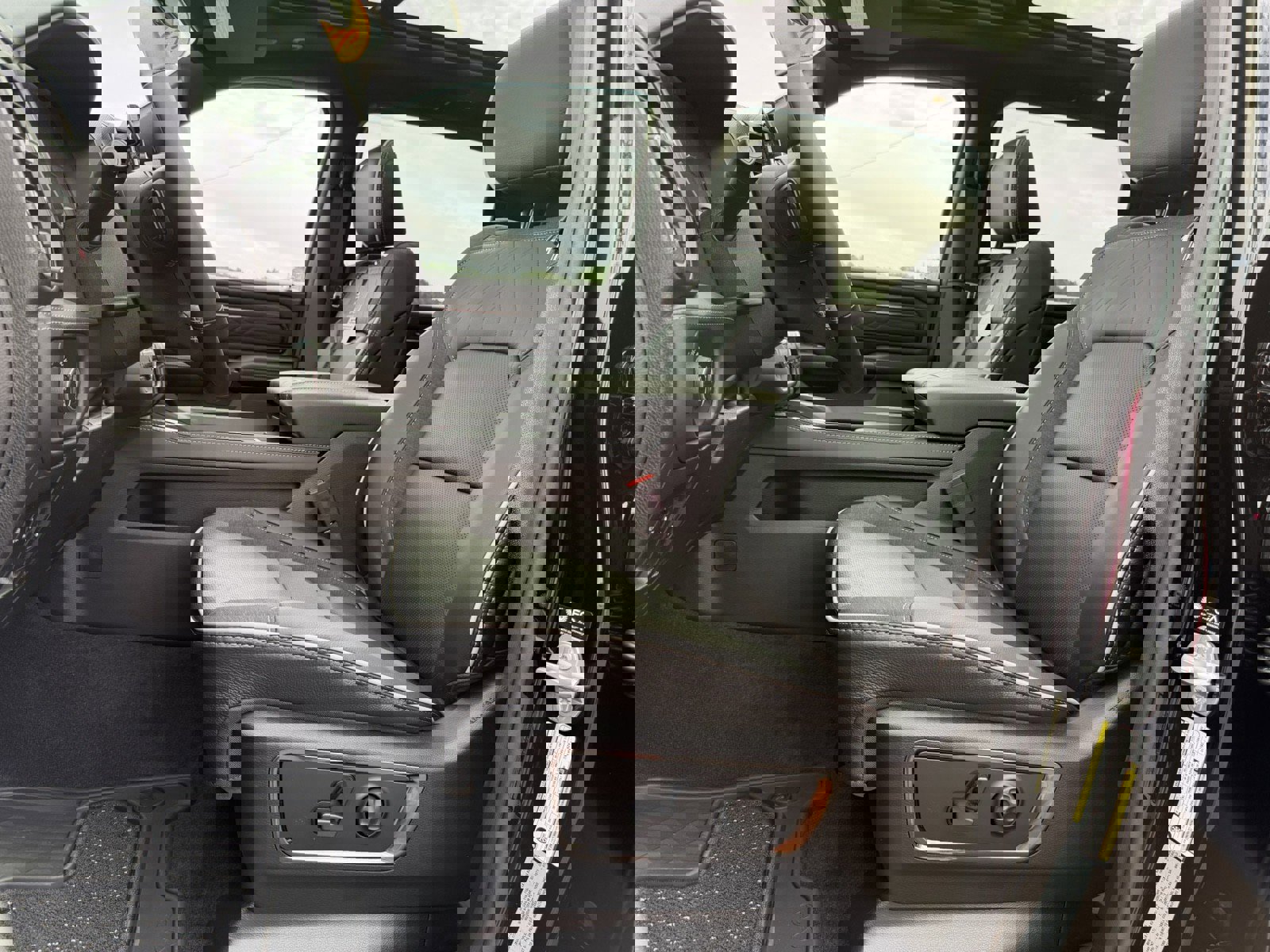 New 2026 RAM 1500 Limited image 21