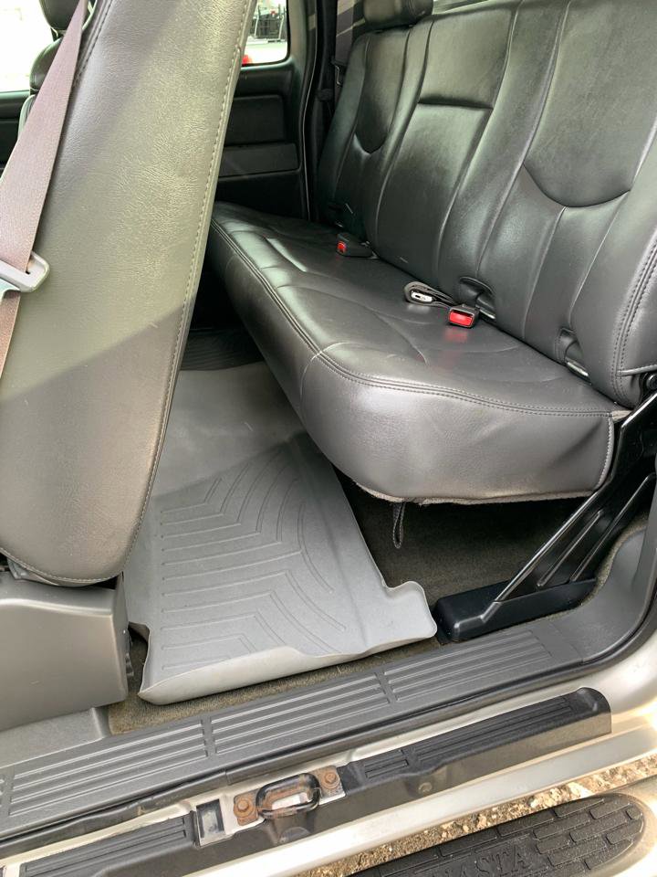 Used 2005 Chevrolet Silverado 2500 LT w/ Heavy-Duty Power Package image 13