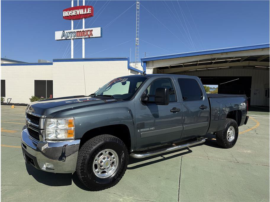 Used 2008 Chevrolet Silverado 2500 LT w/ 1LT Convenience Package AWD/4WD image 1