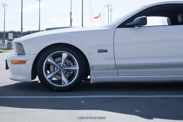 Used 2007 Ford Mustang GT RWD image 4