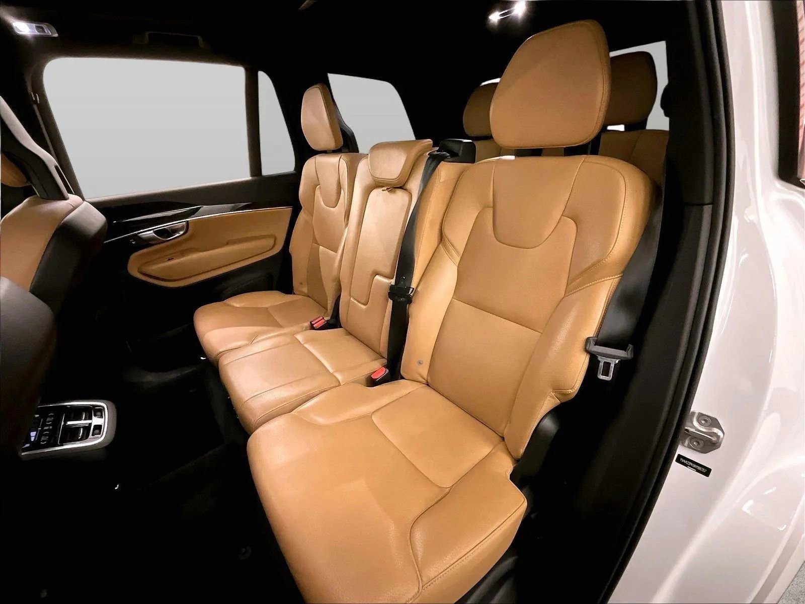 Used 2017 Volvo XC90 T6 Momentum w/ Vision Package AWD/4WD image 25