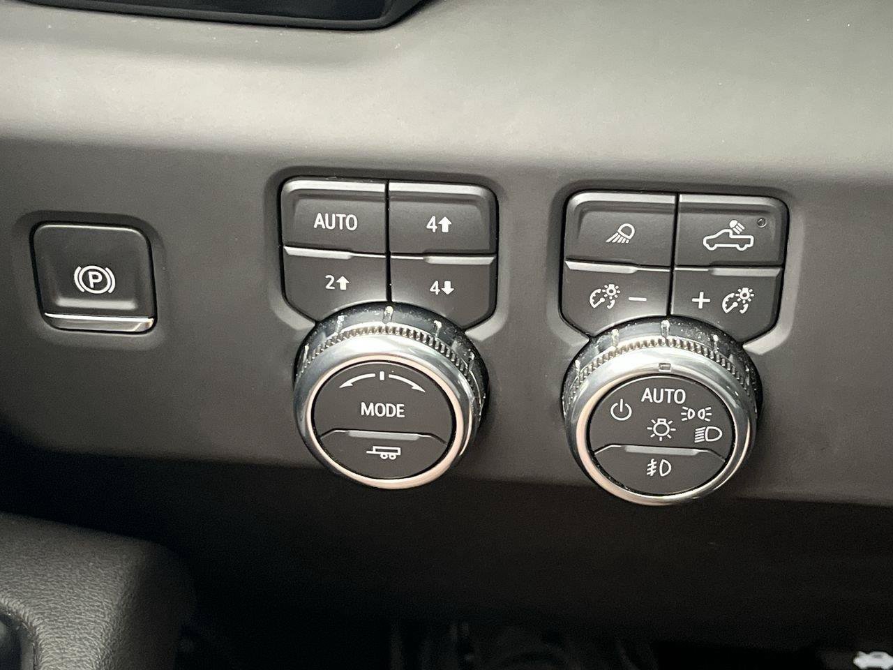Certified 2026 GMC Sierra 2500 AT4 AWD/4WD image 19