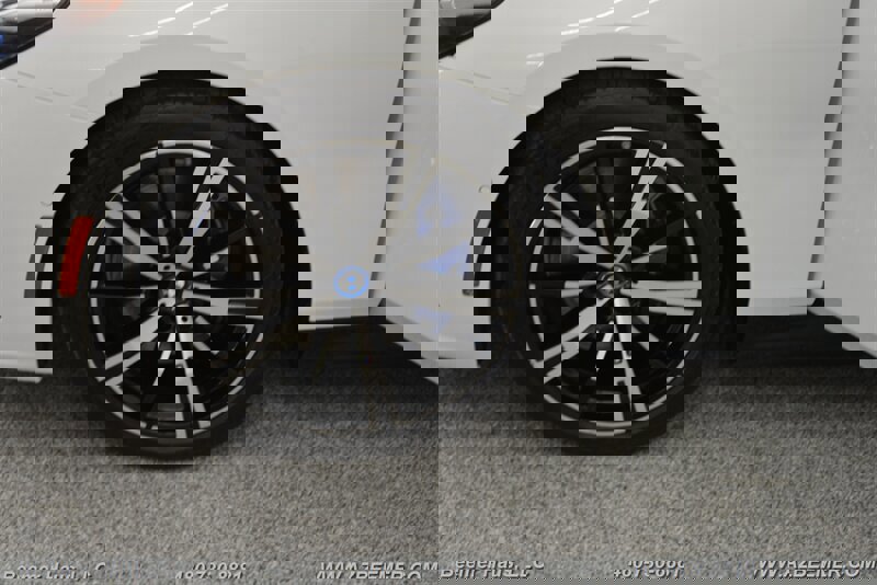 Used 2024 BMW i5 M60 w/ Premium Package image 46