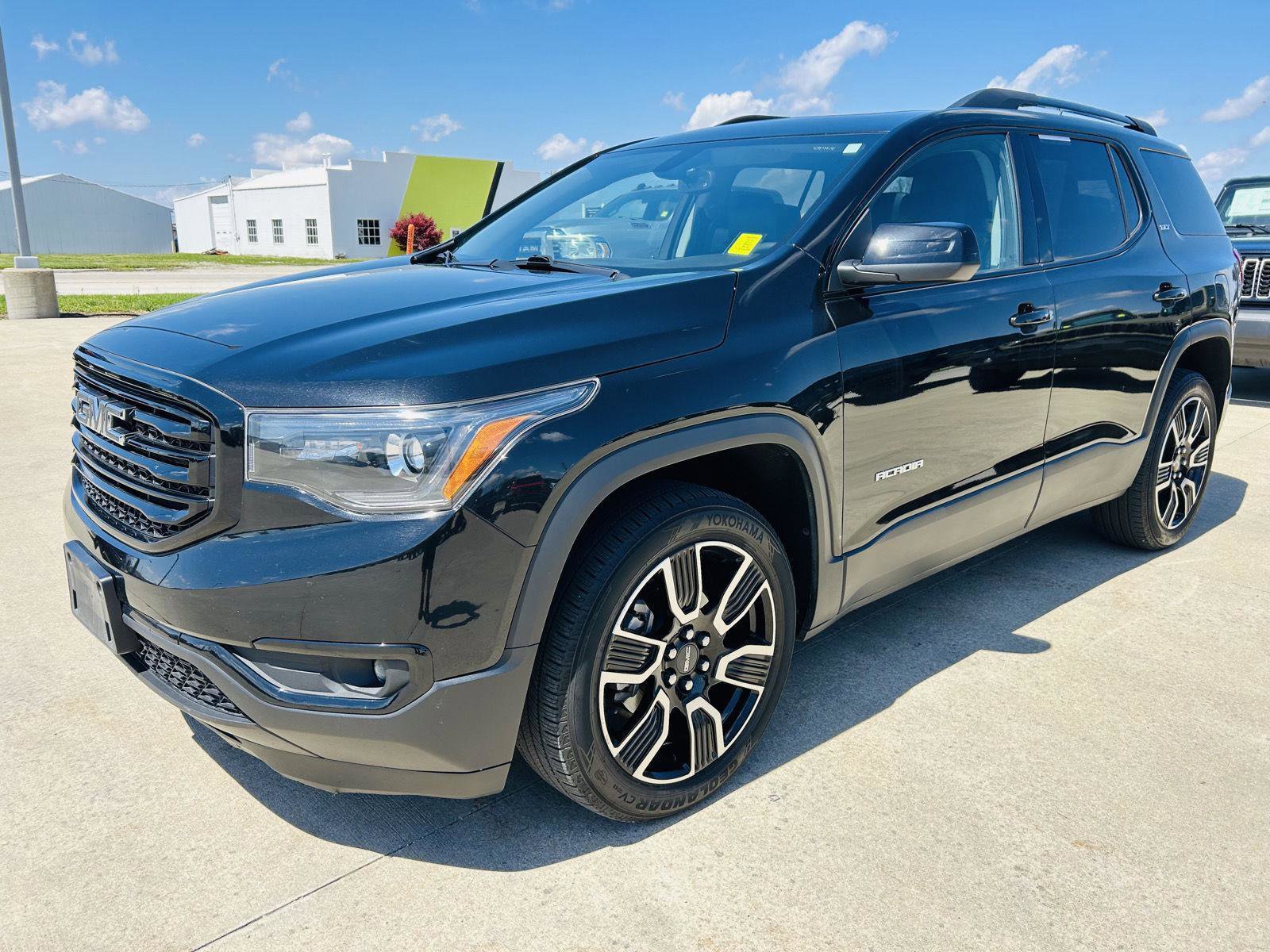 Used 2019 GMC Acadia SLT w/ Black Edition image 40