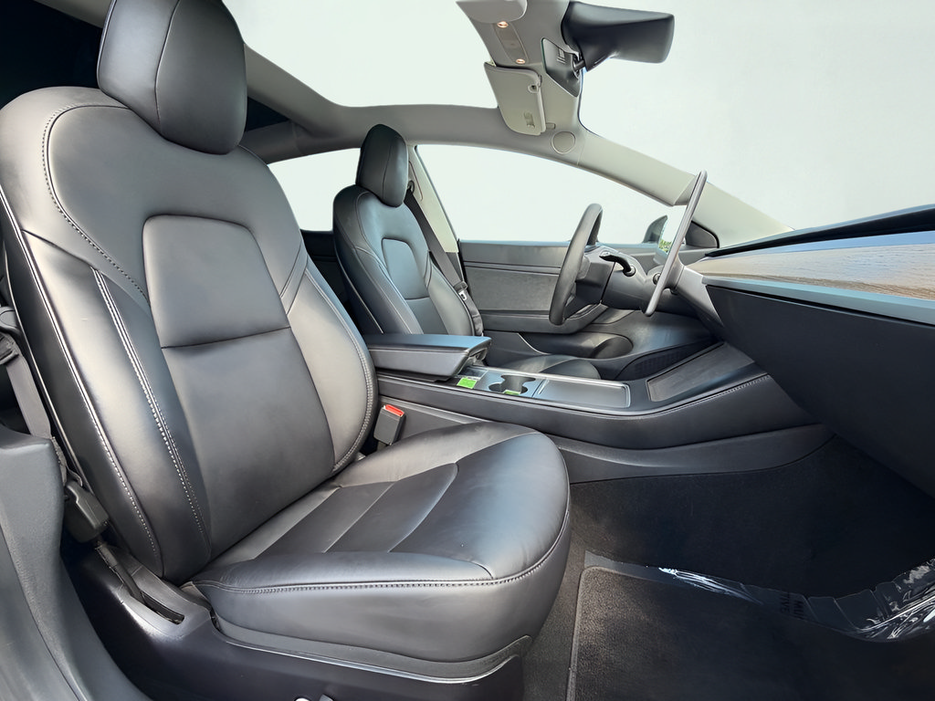 Used 2021 Tesla Model 3 Standard Range Plus RWD image 33