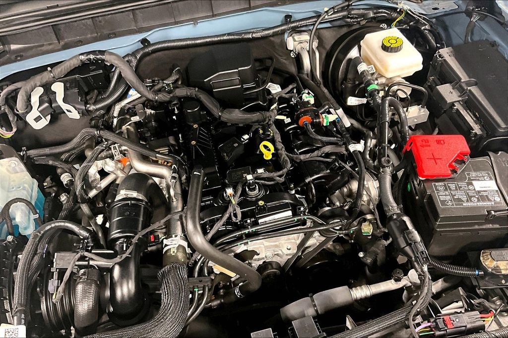 Used 2023 Ford Bronco Everglades image 40