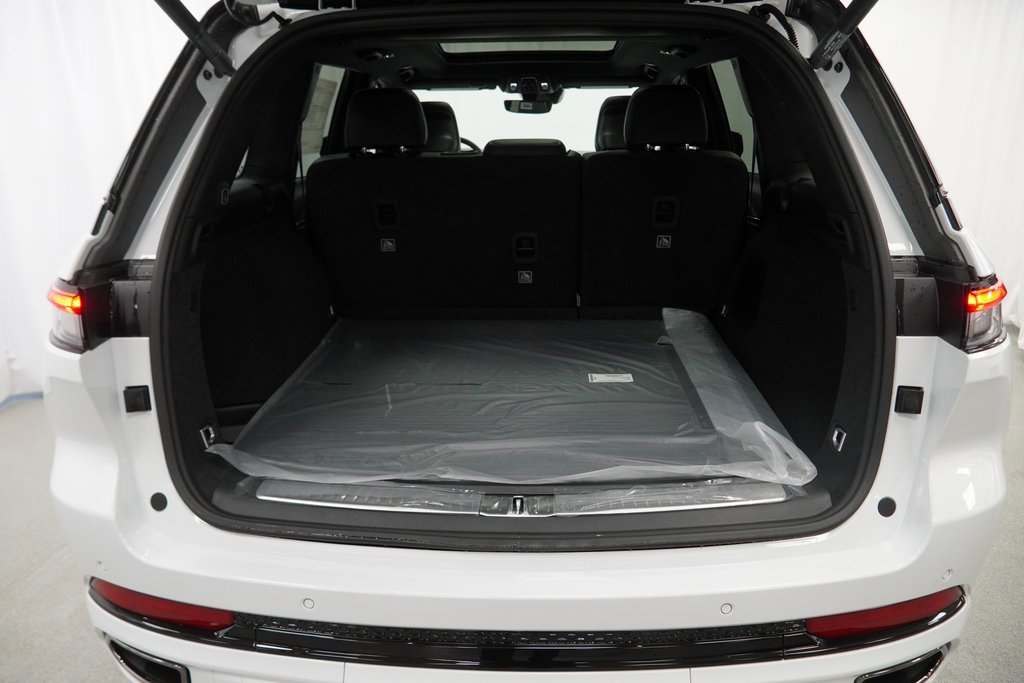 New 2025 Jeep Grand Cherokee Summit w/ Obsidian Package image 31