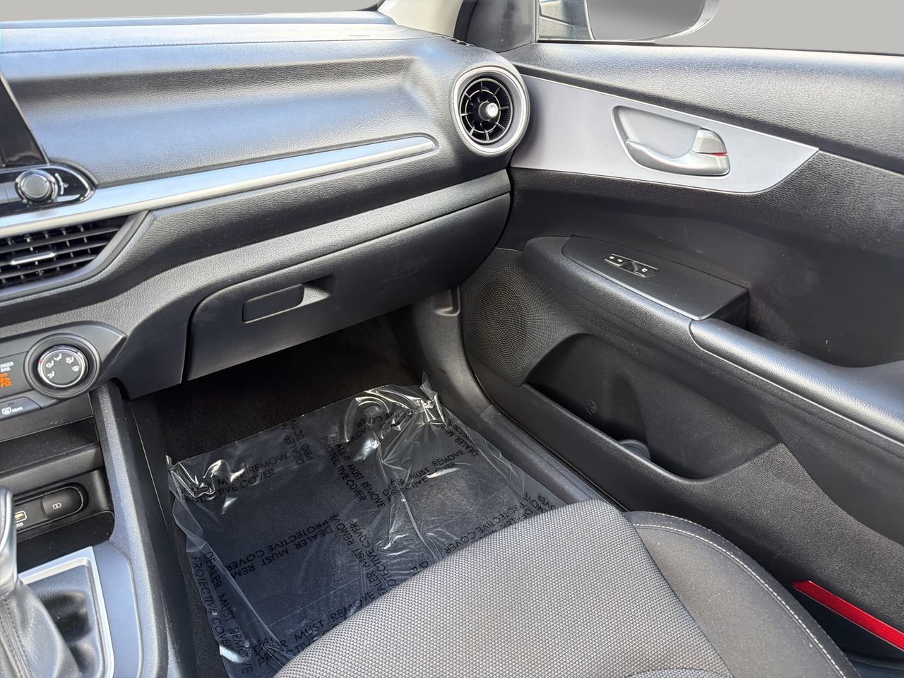 Used 2024 Kia Forte LXS FWD image 14