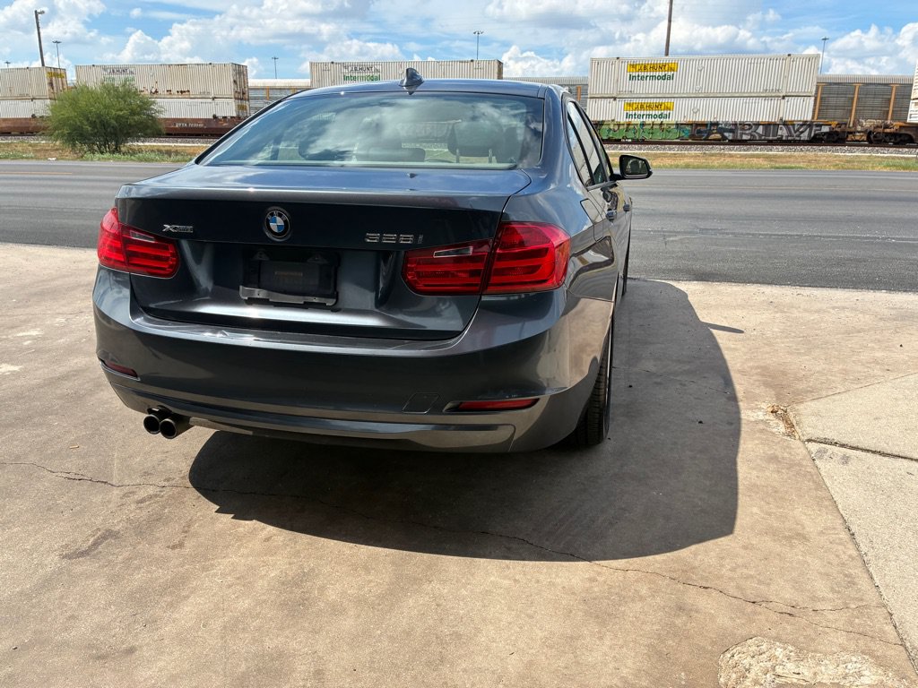 Used 2014 BMW 328i xDrive Sedan AWD/4WD image 11