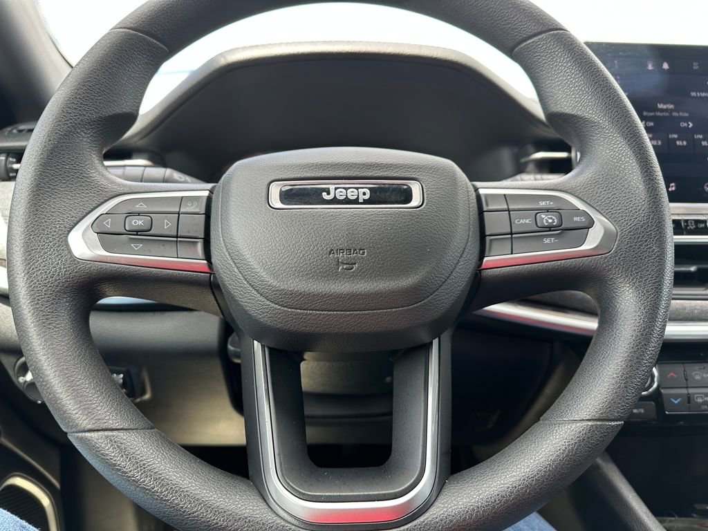 Used 2023 Jeep Compass Sport AWD/4WD image 30