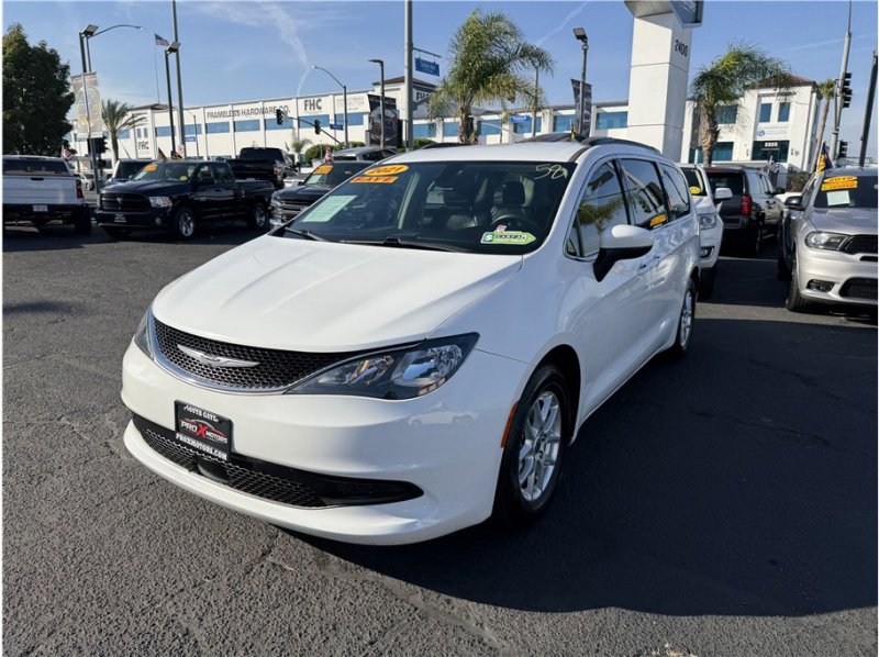 Used 2021 Chrysler Voyager Lxi image 59