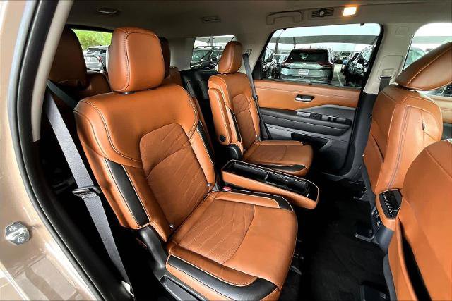 Certified 2023 Nissan Pathfinder Platinum image 21