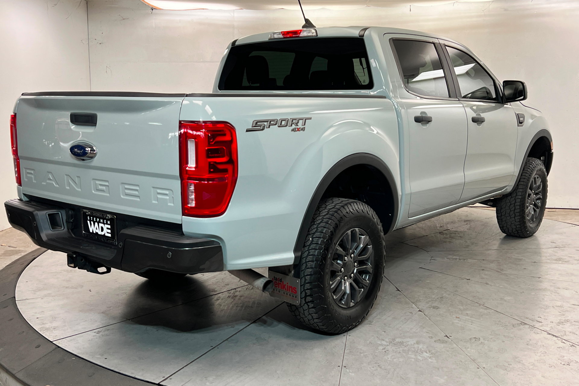 Used 2023 Ford Ranger XLT w/ Equipment Group 301A Mid AWD/4WD image 6