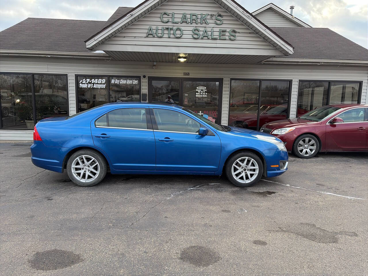 Used 2012 Ford Fusion SEL image 1