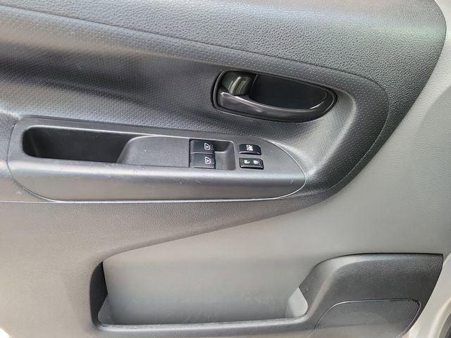 Used 2021 Nissan NV200 S FWD image 19