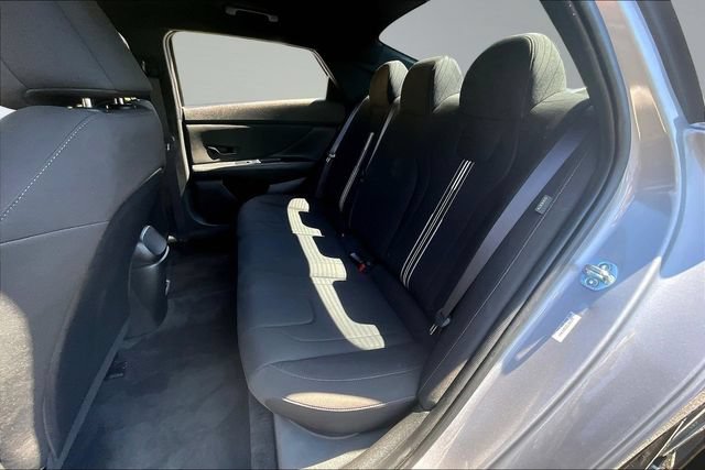 Used 2025 Hyundai Elantra Sport FWD image 21