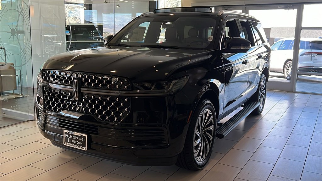 New 2025 Lincoln Navigator Black Label image 1