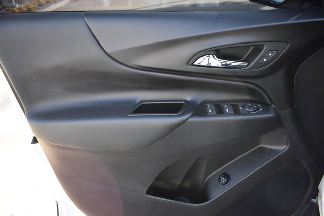 Used 2022 Chevrolet Equinox LT image 10