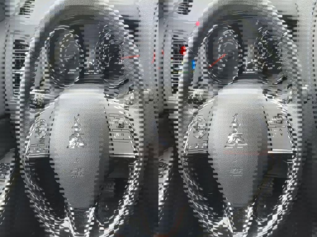 Used 2019 Mitsubishi Outlander Sport ES AWD/4WD image 18