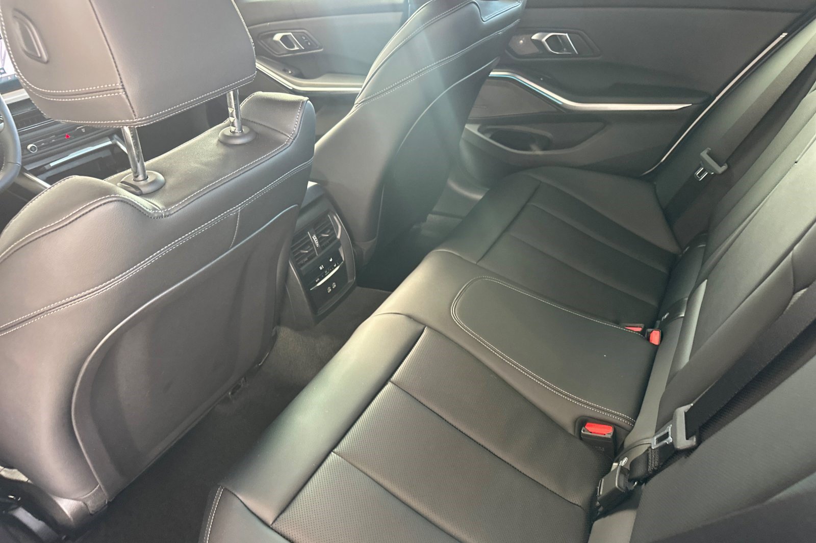 Used 2026 BMW 330i Sedan RWD image 15