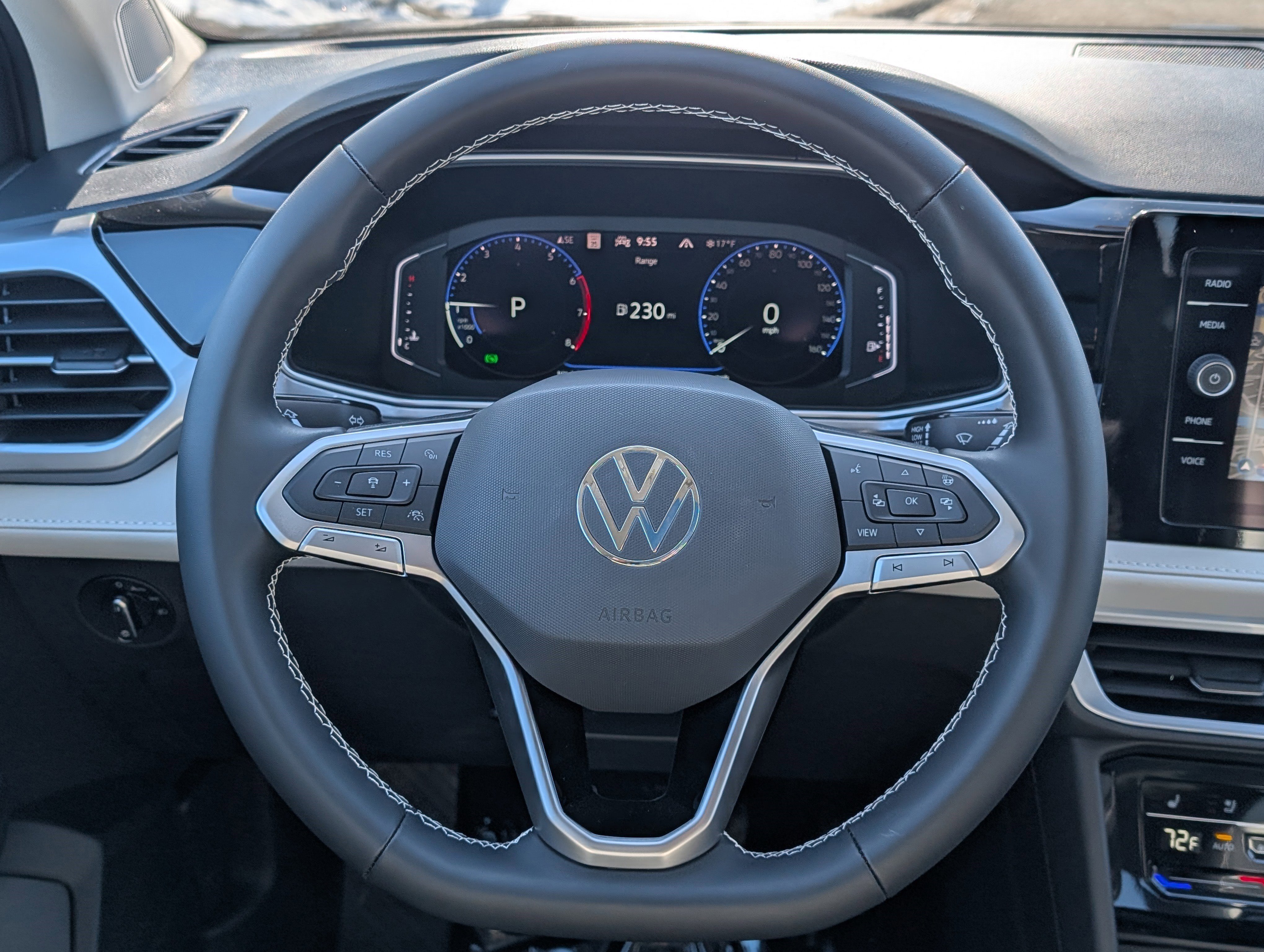 New 2026 Volkswagen Taos SEL AWD/4WD image 11