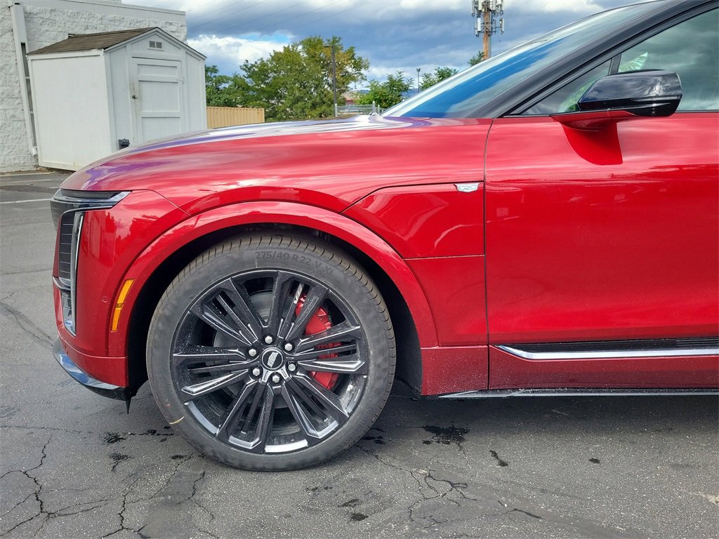 New 2026 Cadillac Lyriq V image 6