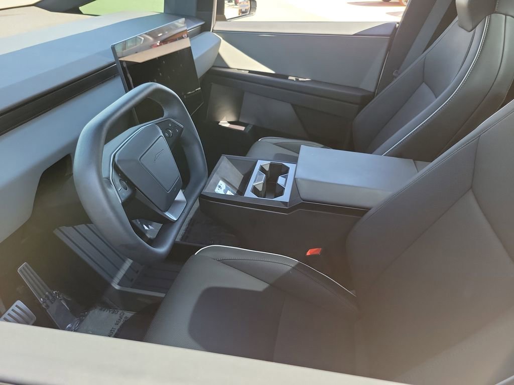 Used 2025 Tesla Cybertruck AWD Crew Cab video 3