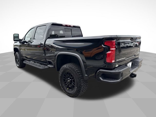 New 2026 Chevrolet Silverado 2500 ZR2 image 8