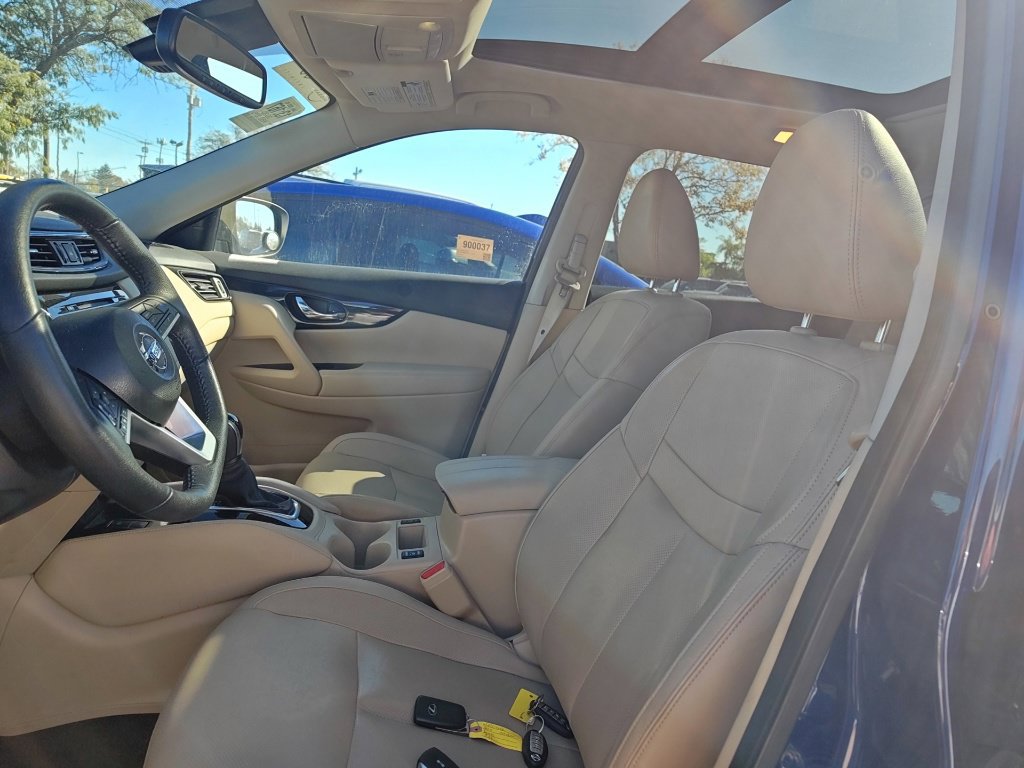 Used 2020 Nissan Rogue SL w/ Premium Package AWD/4WD image 7