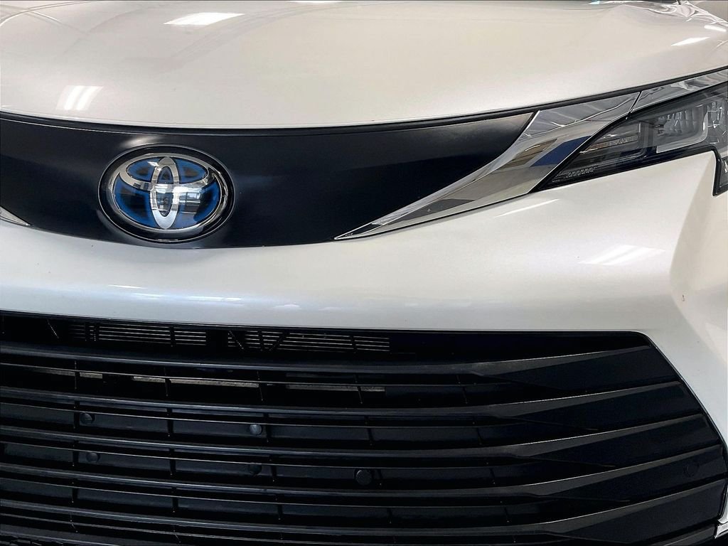 Used 2021 Toyota Sienna XLE w/ XLE Plus Package AWD/4WD image 33